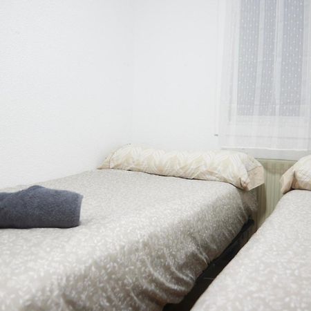 Apartamento Breton De Los Herreros Logroño Exterior foto